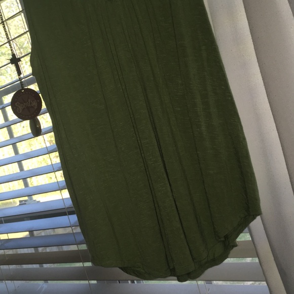 Tank top - Picture 3 of 3